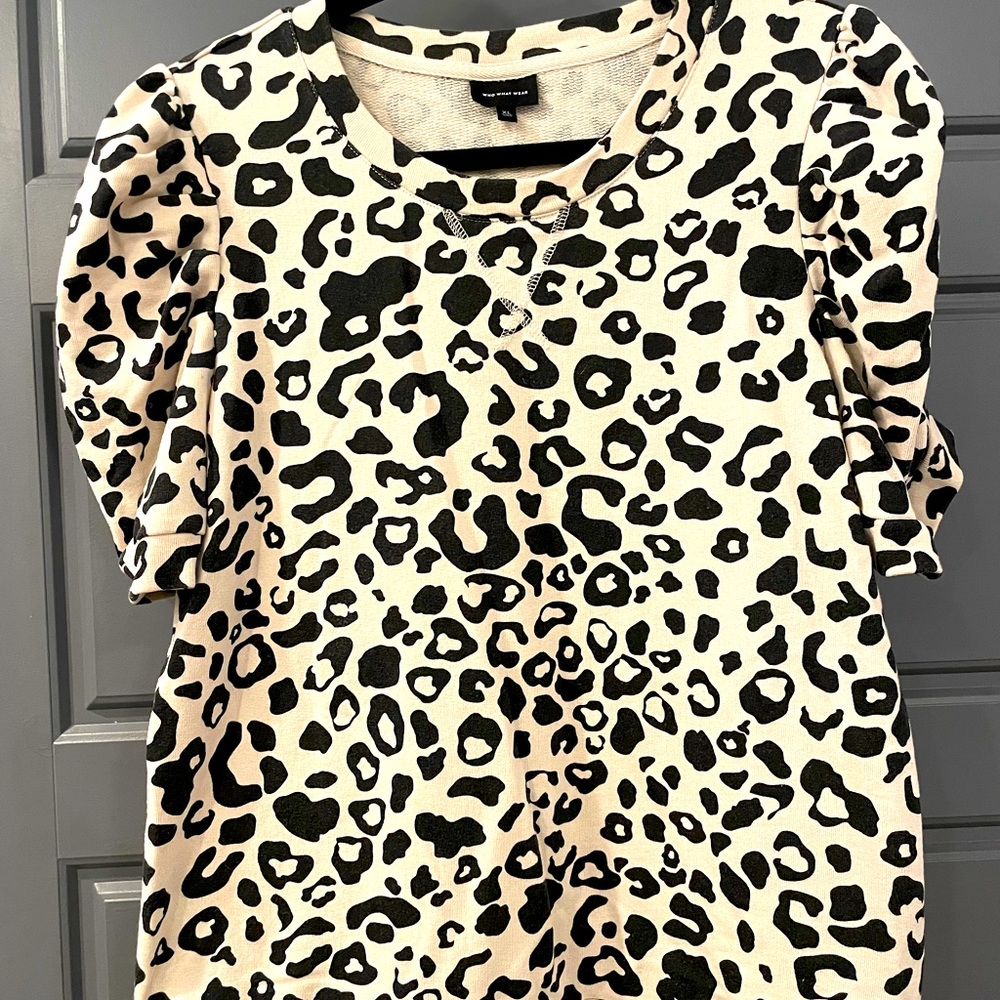 Puff sleeve cheetah top XL WhoWhatWear